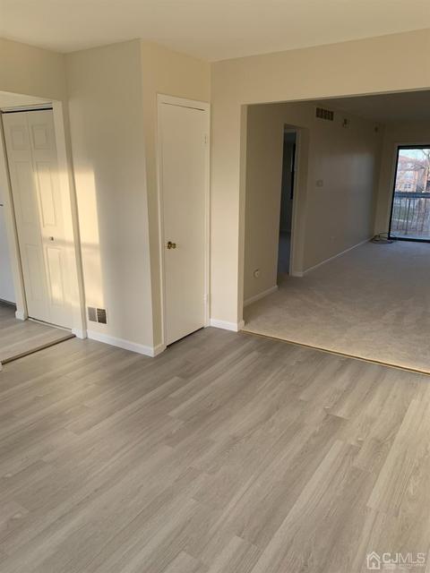 1923 Raspberry Ct, Edison, NJ 08817 photo 5