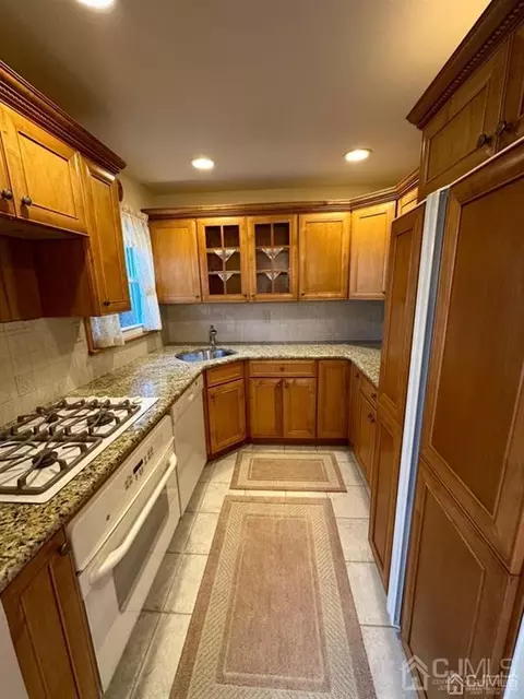 3 Flower Ct, Edison, NJ 08820 photo 4