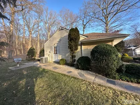 3 Flower Ct, Edison, NJ 08820 photo 18