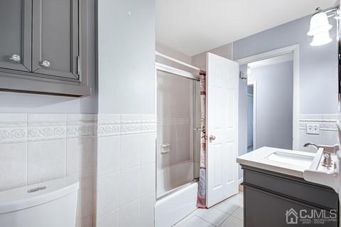 131 Third St, Middlesex, NJ 08846 photo 15