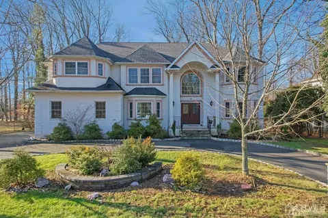 14 Harding Ave, Edison, NJ 08820 photo 1