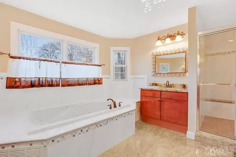 14 Harding Ave, Edison, NJ 08820 photo 26