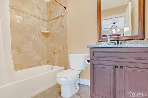 14 Harding Ave, Edison, NJ 08820 photo 32