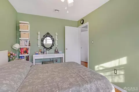 25 Ventnor Dr, Edison, NJ 08820 photo 15