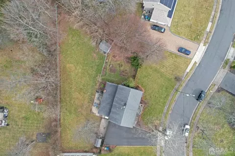 25 Ventnor Dr, Edison, NJ 08820 photo 33