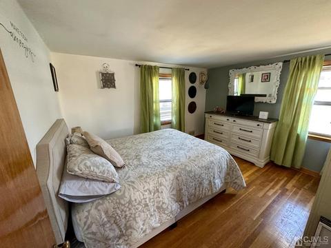 612 Edgeworth St, Middlesex, NJ 08846 photo 6