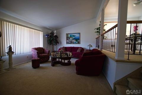 48 Ridge Rd, Edison, NJ 08817 photo 2