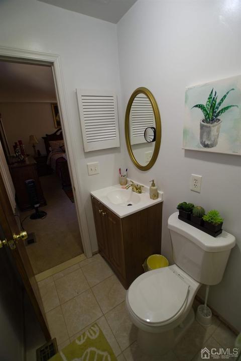 48 Ridge Rd, Edison, NJ 08817 photo 13