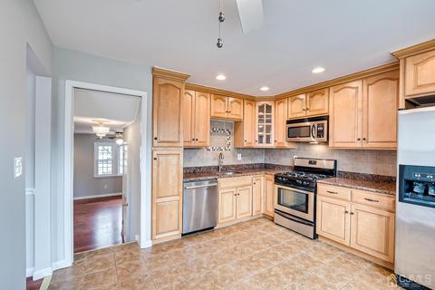 4 Hallo St, Edison, NJ 08837 photo 22