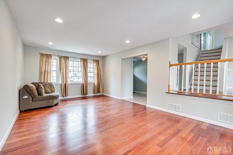 4 Hallo St, Edison, NJ 08837 photo 9