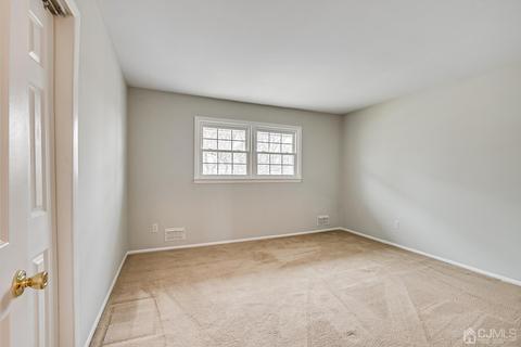 4 Hallo St, Edison, NJ 08837 photo 36
