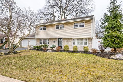 4 Hallo St, Edison, NJ 08837 photo 1