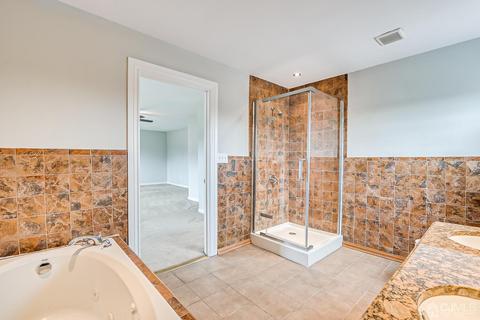 4 Hallo St, Edison, NJ 08837 photo 32