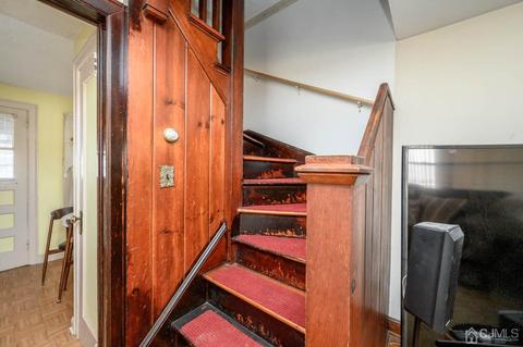 554 Cliff Rd, Sewaren, NJ 07077 photo 14