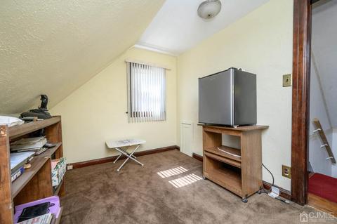 554 Cliff Rd, Sewaren, NJ 07077 photo 18