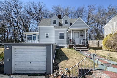 554 Cliff Rd, Sewaren, NJ 07077 photo 1