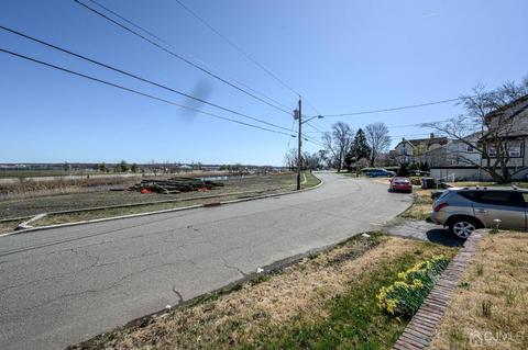 554 Cliff Rd, Sewaren, NJ 07077 photo 25