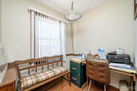 554 Cliff Rd, Sewaren, NJ 07077 photo 7