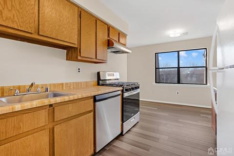 1708 Raspberry Ct, Edison, NJ 08817 photo 8