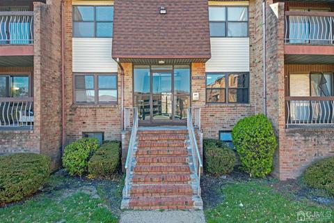 1708 Raspberry Ct, Edison, NJ 08817 photo 2