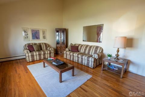 7 Sims Rd, Edison, NJ 08817 photo 8