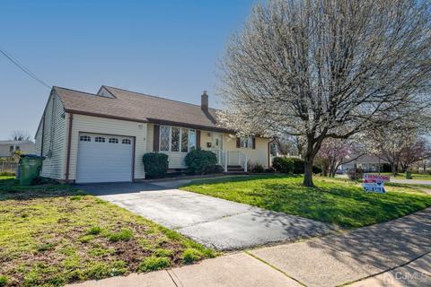 7 Sims Rd, Edison, NJ 08817 photo 2