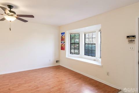 1302 Maplecrest Rd, Edison, NJ 08820 photo 4