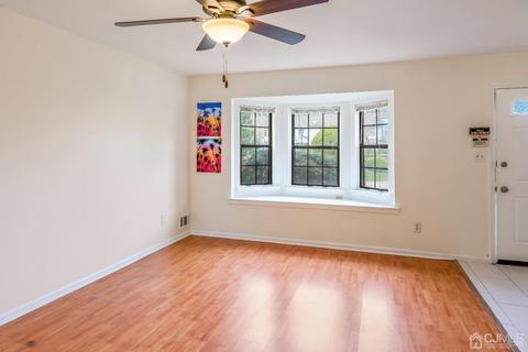 1302 Maplecrest Rd, Edison, NJ 08820 photo 5