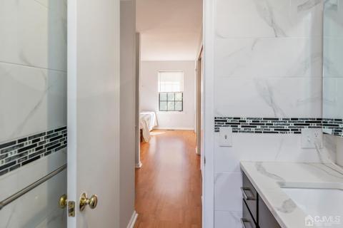 1302 Maplecrest Rd, Edison, NJ 08820 photo 20