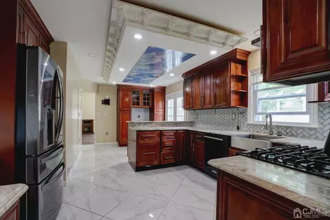 7 E Calvert Ave E, Edison, NJ 08820 photo 11