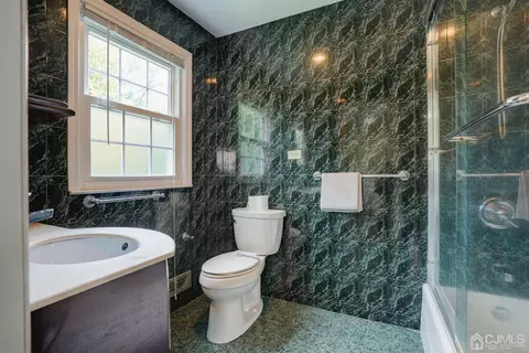 7 E Calvert Ave E, Edison, NJ 08820 photo 38