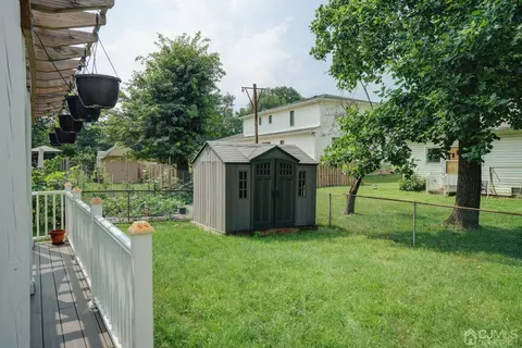 7 E Calvert Ave E, Edison, NJ 08820 photo 8