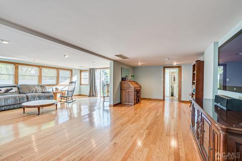 2 Nancy Cir, Edison, NJ 08817 photo 35