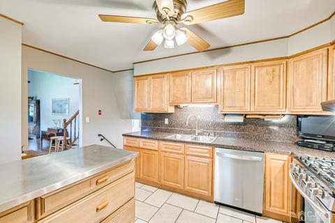 2 Nancy Cir, Edison, NJ 08817 photo 3