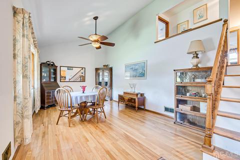 2 Nancy Cir, Edison, NJ 08817 photo 2