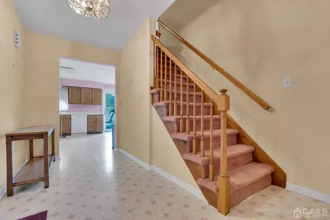 1 Lyons Ln, Edison, NJ 08820 photo 6