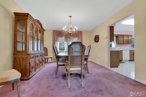 1 Lyons Ln, Edison, NJ 08820 photo 17