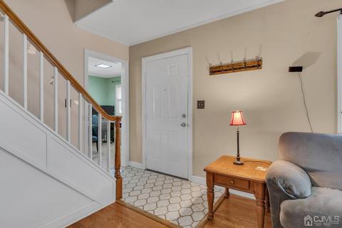 528 Fairview Ave, Middlesex, NJ 08846 photo 3