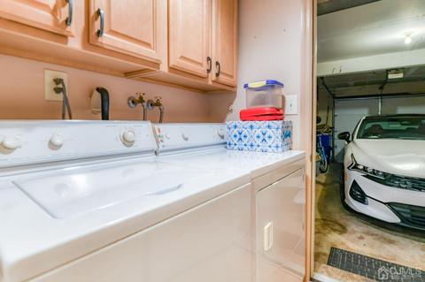 542 Westgate Dr, Edison, NJ 08820 photo 8