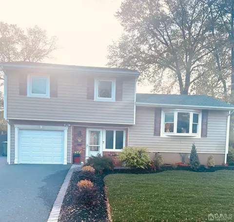 19 Monaghan Rd, Edison, NJ 08817 photo 1