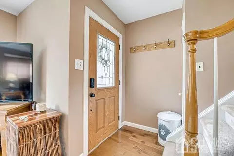 358 Old Post Rd, Edison, NJ 08817 photo 5
