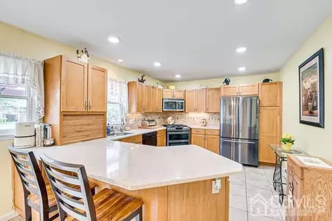 358 Old Post Rd, Edison, NJ 08817 photo 12