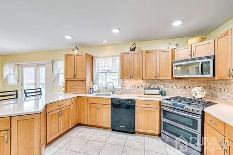 358 Old Post Rd, Edison, NJ 08817 photo 15