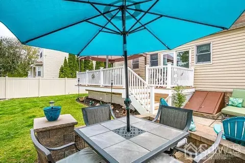 358 Old Post Rd, Edison, NJ 08817 photo 32