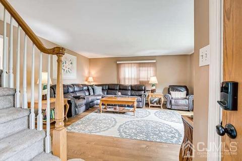 358 Old Post Rd, Edison, NJ 08817 photo 6