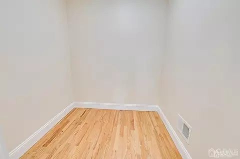 2 Devon Rd, Edison, NJ 08820 photo 49