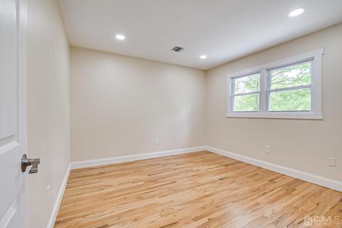 2 Devon Rd, Edison, NJ 08820 photo 54