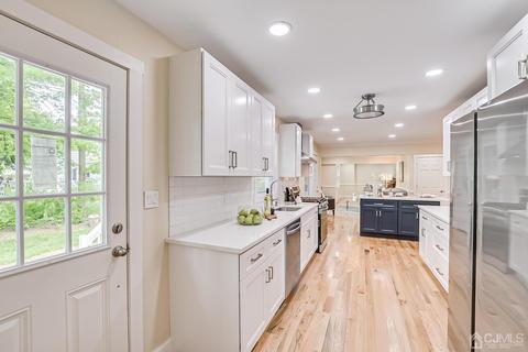 2 Devon Rd, Edison, NJ 08820 photo 37