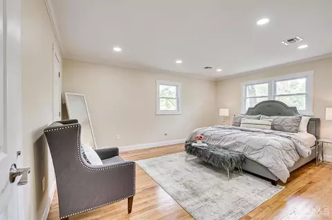 2 Devon Rd, Edison, NJ 08820 photo 44
