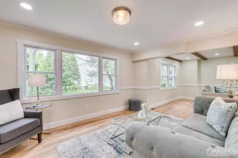 2 Devon Rd, Edison, NJ 08820 photo 23